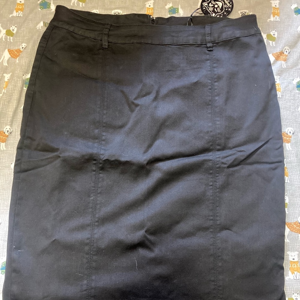 Brand new with tags- sourpuss brand stretchy black pencil skirt. 2x